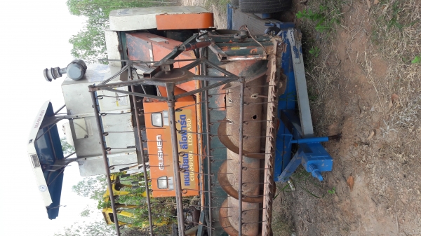 ขายรถเกี่ยวพร้อมรถลากขาย120000