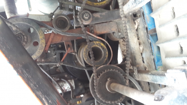 ขายรถเกี่ยวพร้อมรถลากขาย120000