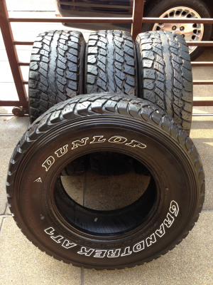 ยาง All Dunlop 30 9.5 R15 ปี13 ดอกเต็ม ราคาไม่แพง