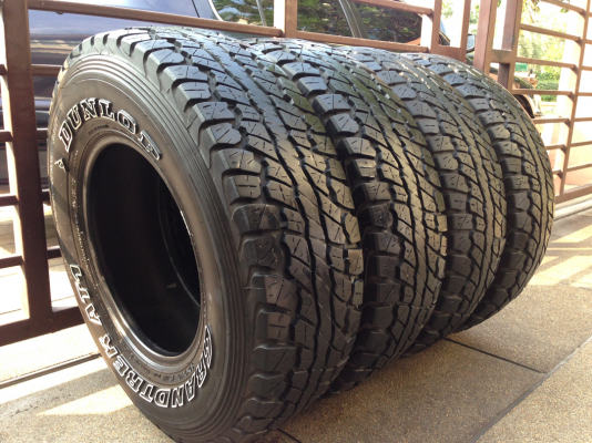 ยาง All Dunlop 30 9.5 R15 ปี13 ดอกเต็ม ราคาไม่แพง