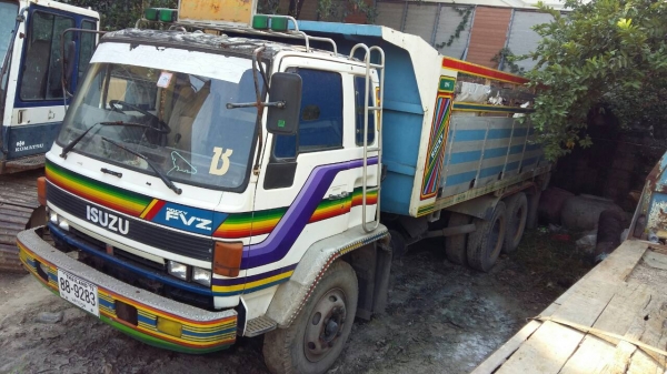 สิบล้อ อีซูซุ FVZ12MY 175 สโลส 2เพา ดั้ม สภาพดีสวยพร้อมใช้ ทะเบียนพร้อมโอน สิบล้อ อีซูซุ FVZ12MY 175 สโลส 2เพา ดั้ม สภาพดีสวยพร้อมใช้ ทะเบียนพร้อมโอน