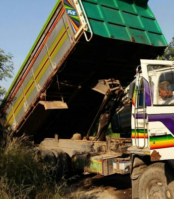 สิบล้อ อีซูซุ FVZ12MY 175 สโลส 2เพา ดั้ม สภาพดีสวยพร้อมใช้ ทะเบียนพร้อมโอน สิบล้อ อีซูซุ FVZ12MY 175 สโลส 2เพา ดั้ม สภาพดีสวยพร้อมใช้ ทะเบียนพร้อมโอน