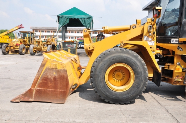 CATERPILLAR 938G Y2001 CATERPILLAR 938G Y2001