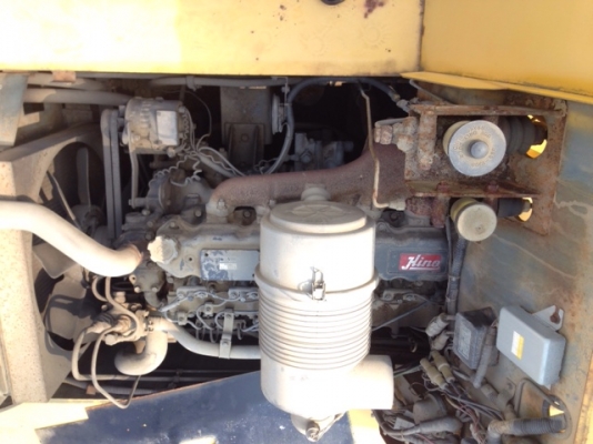 รถบด 7 ล้อยาง Sakai RT200W (8.5 ตัน) 1990ชม. สนใจโทร. 080-6565422 (หนิง)