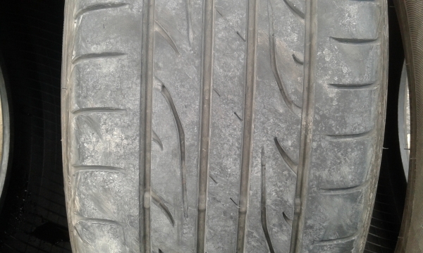 ยางมือสอง