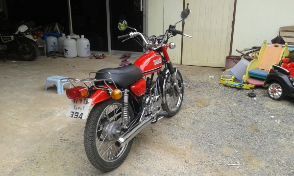 ...ขาย yamaha rd 50........