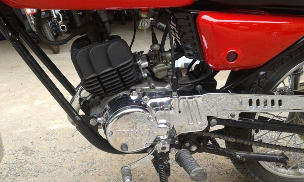 ...ขาย yamaha rd 50........