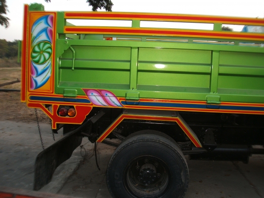 ขายรถหกล้อดั๊มพ์ฮีโน่ เครื่องยนต์ JO8C 215 แรงม้า สภาพดีเพิ่งต่อเสร็จใหม่ๆ ยังไม่ได้ใช้งาน