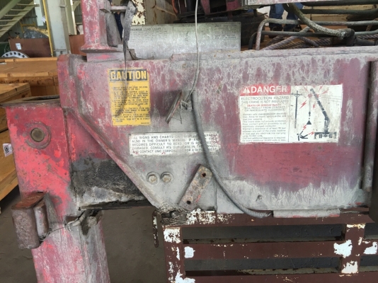 ขายเครนยูนิค 5 ตัน 4 ปอก 3 ชัก สภาพเดิมดี สนใจติดต่อ 081-9420141 , 081-5715326 ขายเครนยูนิค 5 ตัน 4 ปอก 3 ชัก สภาพเดิมดี สนใจติดต่อ 081-9420141 , 081-5715326