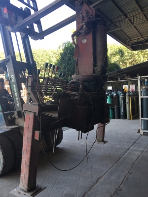 ขายเครนยูนิค 5 ตัน 4 ปอก 3 ชัก สภาพเดิมดี สนใจติดต่อ 081-9420141 , 081-5715326 ขายเครนยูนิค 5 ตัน 4 ปอก 3 ชัก สภาพเดิมดี สนใจติดต่อ 081-9420141 , 081-5715326