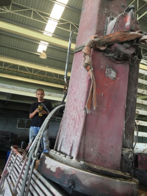 ขายเครนยูนิค 5 ตัน 4 ปอก 3 ชัก สภาพเดิมดี สนใจติดต่อ 081-9420141 , 081-5715326 ขายเครนยูนิค 5 ตัน 4 ปอก 3 ชัก สภาพเดิมดี สนใจติดต่อ 081-9420141 , 081-5715326