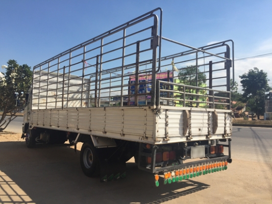 ขายหกล้อ HINO 175 ซีรีส์500 รุ่น FC9JLLA กระบะคาร์โก้ ยาว 6.50 เมตร ปี 53 เครื่องดี คัสซีสวย ยางเต็ม