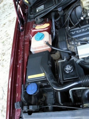 -เก๋งวอลโว่ 850 สีแดง ปี 96 เกียร์ออโต้ แก๊สหัวฉีด รถบ้านสภาพสวยค่ะ