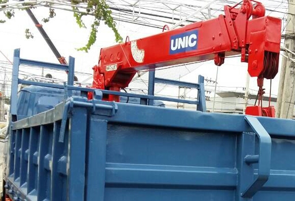 หกล้อ อีซูซุ NPR115 พ.เวอร์ ช่วงล่างใหญ่ หน้า FหลังF เครน3ตัน กะบะเหล็กช่วงยาว 4.50ม  พร้อมใช้ ทะเบียนพร้อมโอน