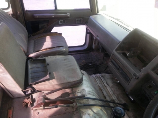 หัวลาก Hino 260แรง 2 เพลา เครื่องEK100 คัสซีSS691A  หัวรถปี41 รถประกอบ