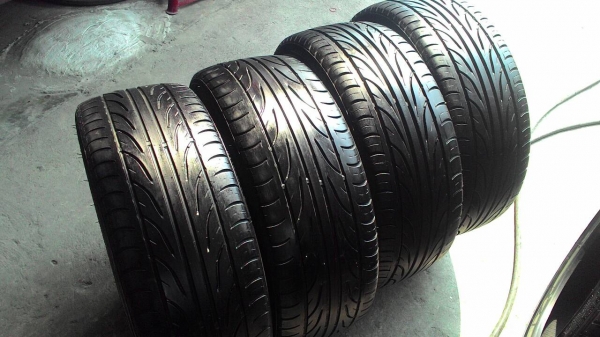 205/45R17 DEESTONE CARRERAS R702 ปี2014 ไม่มีปะ ชุด 4 เส้น tel.081-427-3941 ไอดีไลน์ autobot107 205/45R17 DEESTONE CARRERAS R702 ปี2014 ไม่มีปะ ชุด 4 เส้น tel.081-427-3941 ไอดีไลน์ autobot107