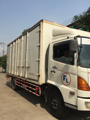 ขายด่วน รถ 6 ล้อ ตู้ 10 บาน