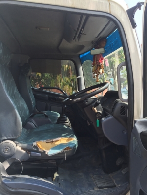 ขายด่วน รถ 6 ล้อ ตู้ 10 บาน