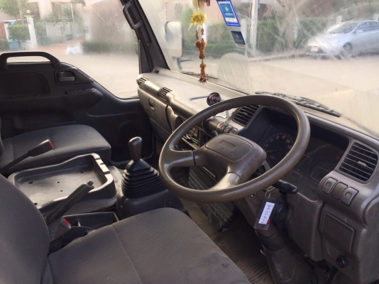 ISUZU 120แรง NPR66 PX ยาว 5เมตร รถออกห้าง ยางใหม่ กะบะสวยรถตามรูป