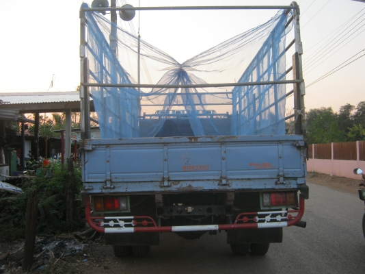 รถ6ล้อ  NPR 120แรง