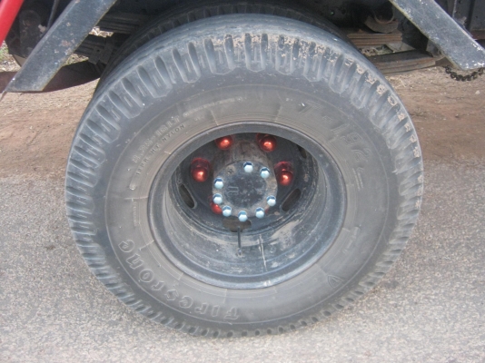 รถ6ล้อ  NPR 120แรง