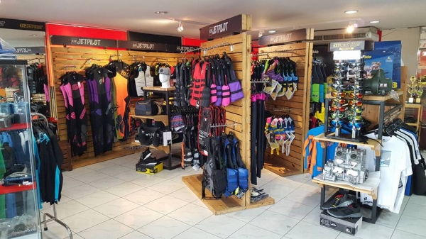 ลดราคาเจ็ทสกี รับลมหนาว ปี2016 !! หมดแล้วหมดเลย ช้าอด นะจ๊ะ