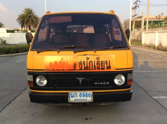 ขายรถตู้ โตโยต้า ไฮเอช เครื่องไมตี้ 2L เทอร์โบ เกียร์ธรรมดา เพาเวอร์ ภายในสวยเบาะหนังสวยๆเบาะหลัง3แถวครบ แอร์หน้า-หลังเย็นฉ่ำ ตัวถังเดิมๆสียังใช้ได้สติ๊กเกอร์ลอกออกได้ ยางดี เครื่องแน่นๆเกียร์แน่นช่วงล่างดี รถขับดีเลยครับ พร้อมใช้ ภาษี59 ประกันประเภท3