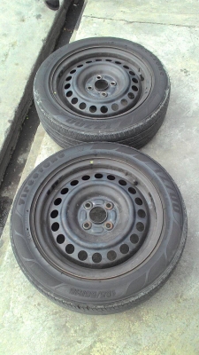 ล้อกะทะพร้อมยาง 185/55R15 ขนาด 4 รู100 ยาง firestoneมี2ล้อ tel.081-427-3941 ไอดีไลน์ autobot107 ล้อกะทะพร้อมยาง 185/55R15 ขนาด 4 รู100 ยาง firestoneมี2ล้อ tel.081-427-3941 ไอดีไลน์ autobot107