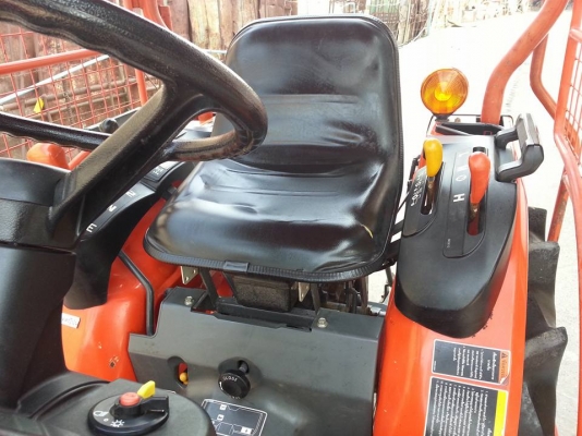 นางฟ้ามาแล้ว...คูโบต้า B2420  4 WD ใบมีด