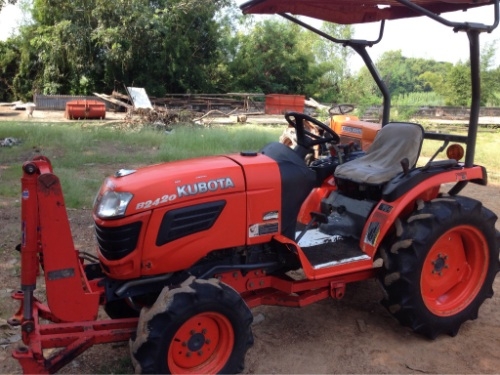 นางฟ้ามาแล้ว...คูโบต้า B2420  4 WD ใบมีด