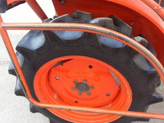 นางฟ้ามาแล้ว...คูโบต้า B2420  4 WD ใบมีด