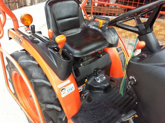 คูโบต้า B2420 4 WD พวงมาลัยเพาเวอร์.