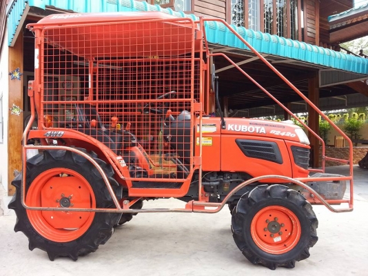 คูโบต้า B2420 4 WD พวงมาลัยเพาเวอร์.