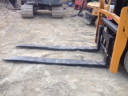 ขายถูกด่วนๆ รถยก FORKLIFT TCM ยกได้ 3.5 ตัน เครื่องยนต์ดีเซล,ISUZU-6BB1,6 สูบ,เสาสูง 4 เมตร (ปรับสภาพให้เรียบร้อย) ราคาเพียง 265,000 บาท สนใจติดต่อ 0819337688 ขายถูกด่วนๆ รถยก FORKLIFT TCM ยกได้ 3.5 ตัน เครื่องยนต์ดีเซล,ISUZU-6BB1,6 สูบ,เสาสูง 4 เมตร (ปรับสภาพให้เรียบร้อย) ราคาเพียง 265,000 บาท สนใจติดต่อ 0819337688