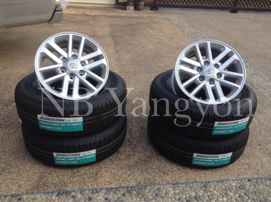 ล้อแม็ก Fortuner, Vigo champ ขอบ17 พร้อมยางใหม่ 265-65-17 Bridgestone ปี15