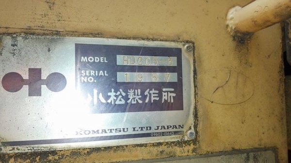 ขายรถบรรทุกหินใหญ่ 6 ล้อเบอร์ 227 ใช้งานได้เลยวิ่งอยู่ทุกวัน