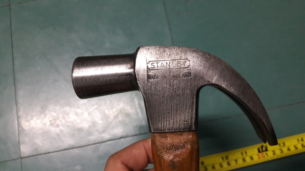 ขายค้อนเก่าSTANLEY 20oz. Made in England.