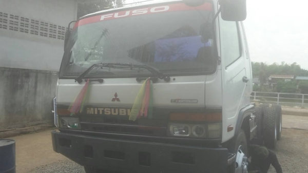 ขายรถบรรทุก Mitsubishi /Fuso  260 ปี 47 พร้อมกระบะดั๊มสามมิตรพร้อมใช้งาน
