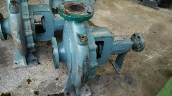 *** Sold *** ปั้มหอยโข่ง EBARA Japan ใบพัดทองเหลือง เข้า 3"- 2.5" สภาพสวย วิ่งเงียบ พร้อมใช้งาน มี 2 ตัว