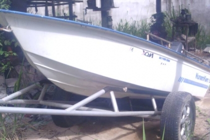 ขายเรือไฟเบอร์ 11 ฟุต เครื่อง Yamaha 15 แรง 2 จังหวะ ขายเรือไฟเบอร์ 11 ฟุต เครื่อง Yamaha 15 แรง 2 จังหวะ