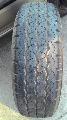 215/70R15 BRIDGESTONE R623 ยางอะไหล่ มี 1 เส้น tel.081-427-3941 ไลน์ไอดี autobot107 215/70R15 BRIDGESTONE R623 ยางอะไหล่ มี 1 เส้น tel.081-427-3941 ไลน์ไอดี autobot107