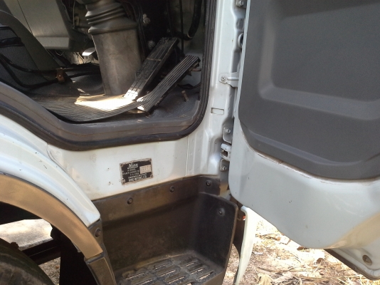 **ขาย650000 บาท** 6 ล้อดั้มFC4J 145 แรง ปี 41 ห้างแท้ ดั้มต่อใหม่ รถสวยเดิมมือเดียวพร้อมใช้งาน  เล่มพร้อม ต่อรองได้