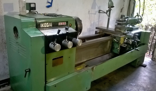 ขายถูกๆเครื่องกลึงมือสองจากญี่ปุ่น 10ฟุต IKEGAI A-25 พวงมาลัยขวา ยันศูนย์2สเตป 3จับ12นิ้วฟันกลับ จัดส่งฟรีครับ