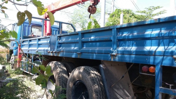 ขายราคา 890,000บ สิบล้อ มิตชู ไอ้หลง FU418B K13C 335แรง 2เพา เครน 5ตัน ช่วงยาว 7.20ม สภาพดีสวยเดิมพร้อมใช้งาน ทะเบียนพร้อมโอน