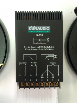 ขายลำโพง DYNAUDIO 240 MKII วอล์ยคอล์ยอลูมิเนียมขนาด3" ขายลำโพง DYNAUDIO 240 MKII วอล์ยคอล์ยอลูมิเนียมขนาด3"