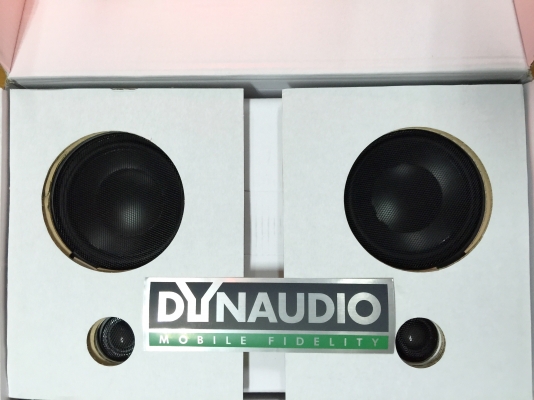 ขายลำโพง DYNAUDIO 240 MKII วอล์ยคอล์ยอลูมิเนียมขนาด3" ขายลำโพง DYNAUDIO 240 MKII วอล์ยคอล์ยอลูมิเนียมขนาด3"