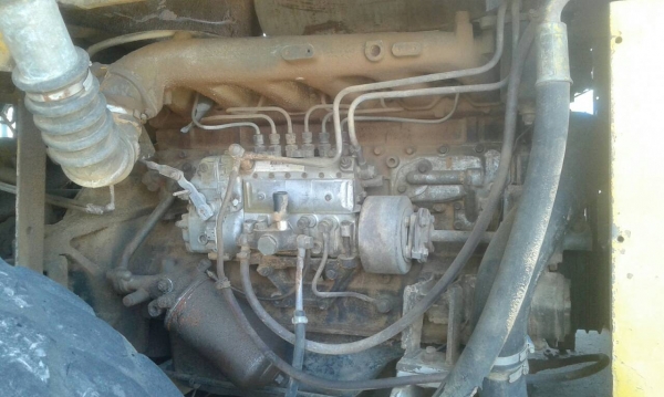 ขายรถบด CAT CS 563 เอกสารเล่มทะเบียน 2 เพลา 10 ตัน สั่นสะเทือน ราคา 550000