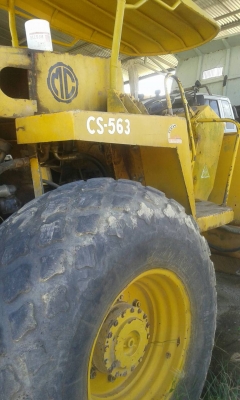 ขายรถบด CAT CS 563 เอกสารเล่มทะเบียน 2 เพลา 10 ตัน สั่นสะเทือน ราคา 550000
