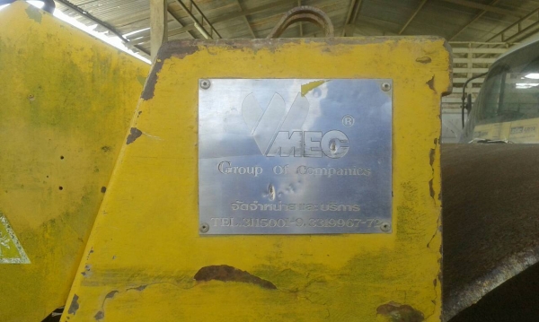 ขายรถบด CAT CS 563 เอกสารเล่มทะเบียน 2 เพลา 10 ตัน สั่นสะเทือน ราคา 550000