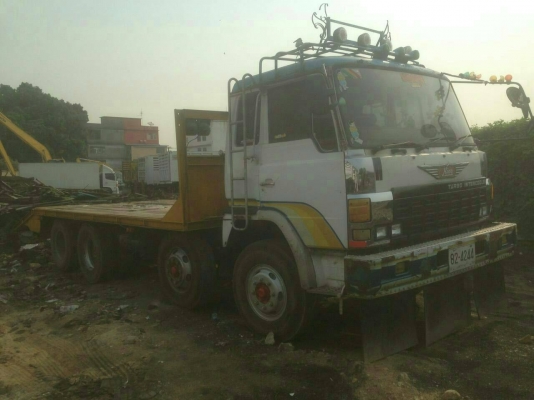 ขายรถบรรทุก 12 ล้อเทรลเลอร์ HINO 300 แรงม้า ราคา 750000